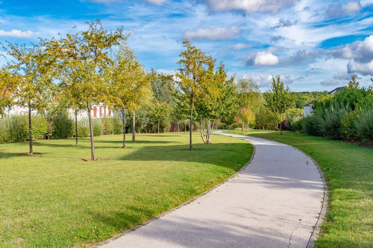 La Omagny Paris Marne-la-vallée Villa