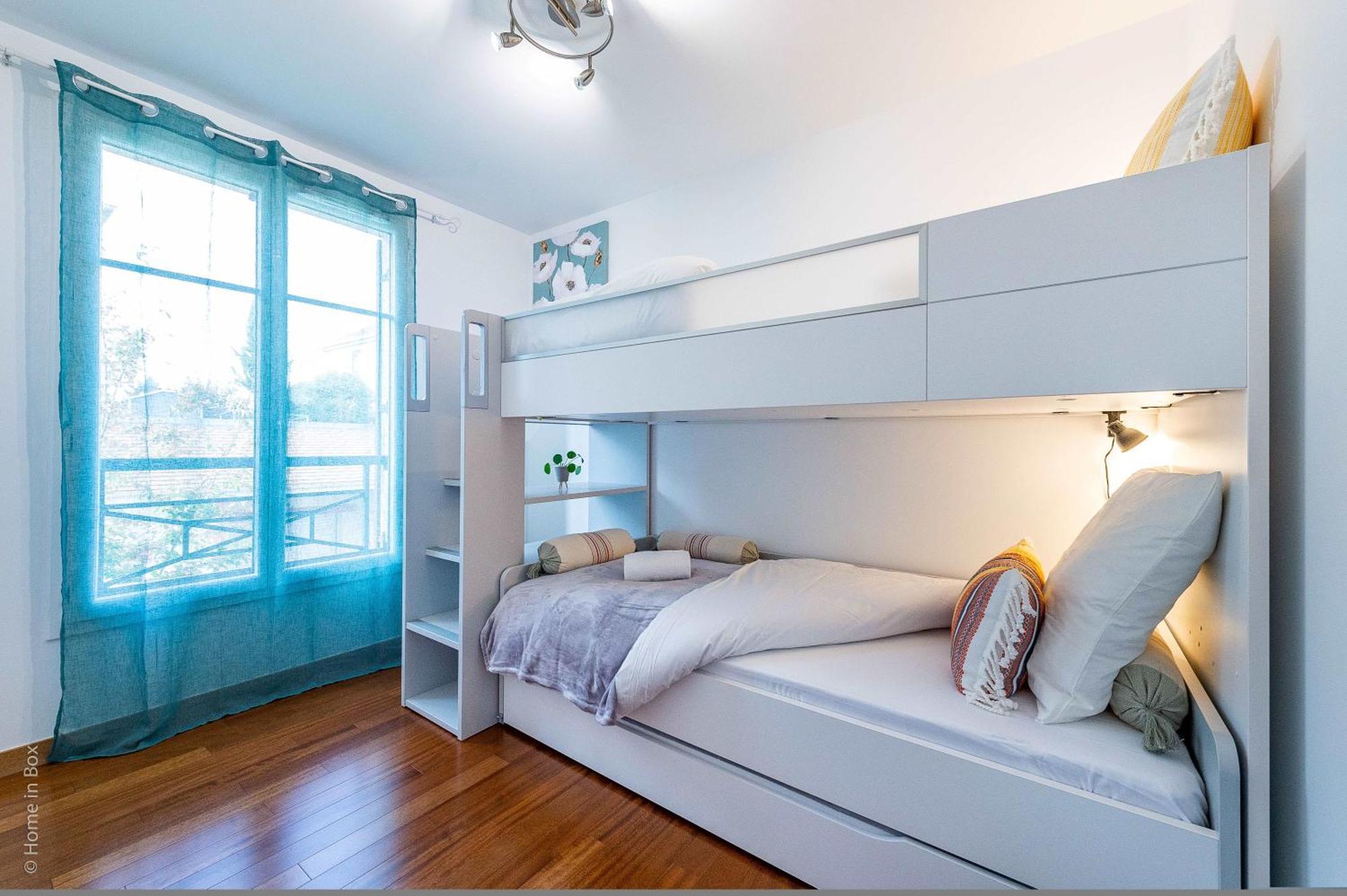 La Omagny Paris Marne-la-vallée Villa *
